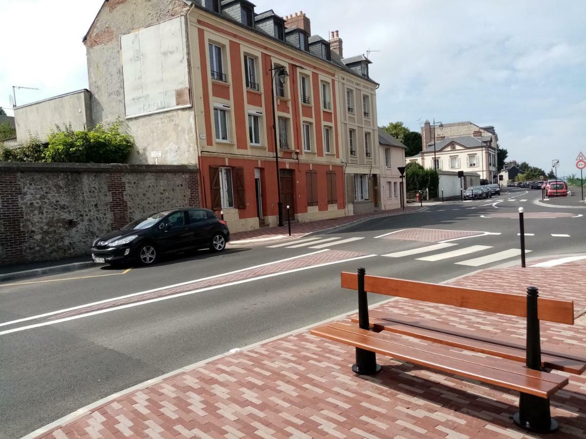 Bienvenue Chez Vous Apartment Honfleur Exterior photo